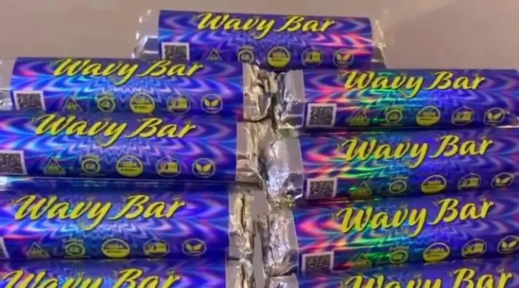 Wavy-bar-chocolate-mushroom-1.webp